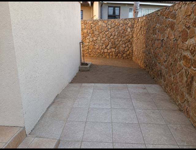3 BEDROOM HOUSE FOR SALE IN SAFARI GARDENS